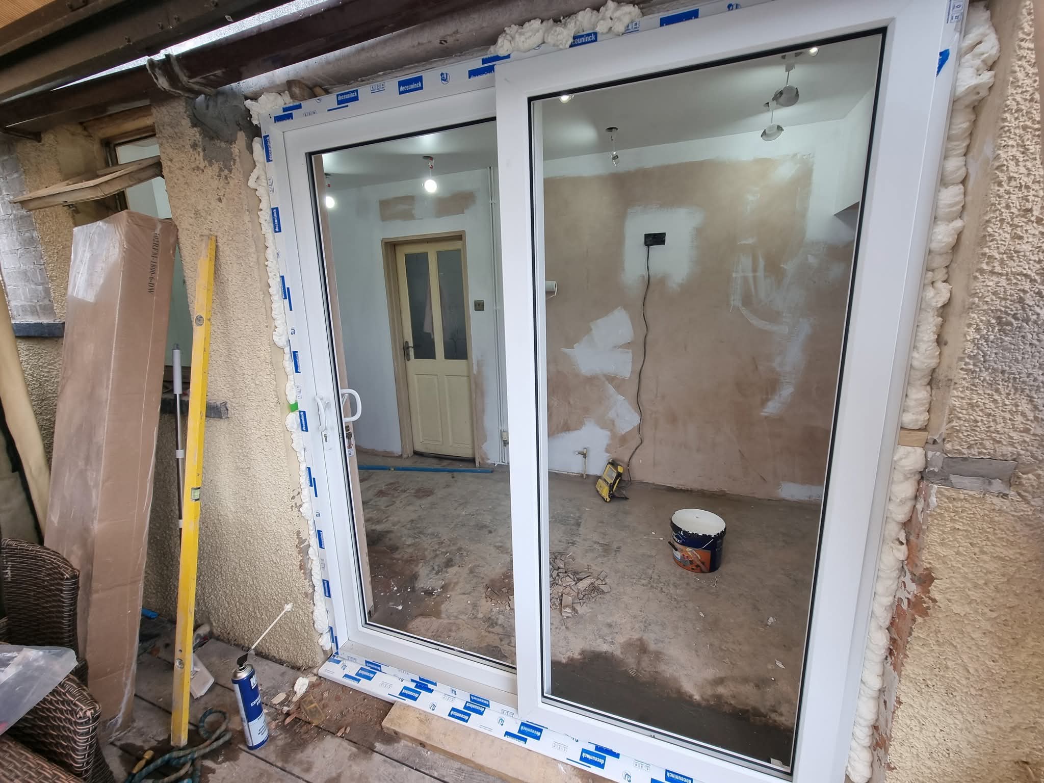 Painting & Decorating